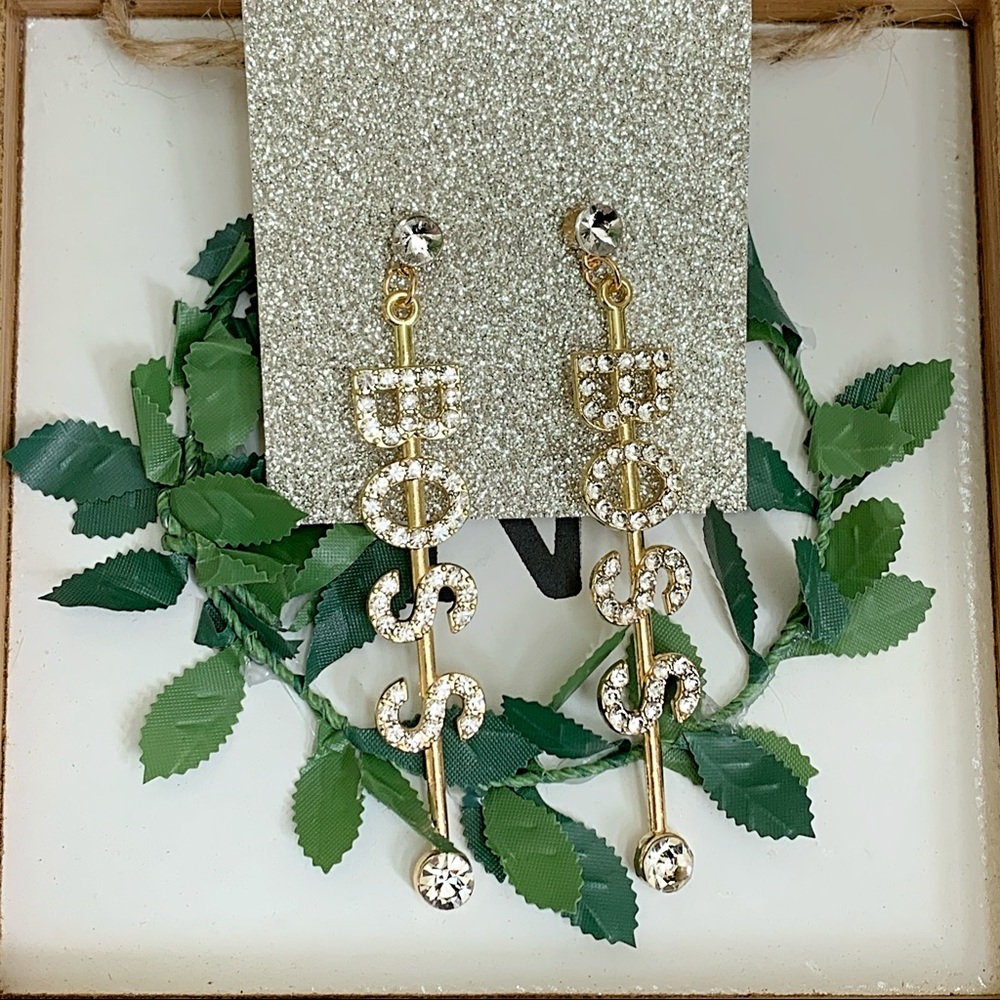 BOSS Hair Pin + Earring Set